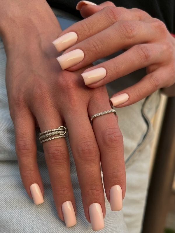 Pastel colors offer a soft and delicate palette that creates a light and elegant look. Perfect for romantic and minimalist nail designs.